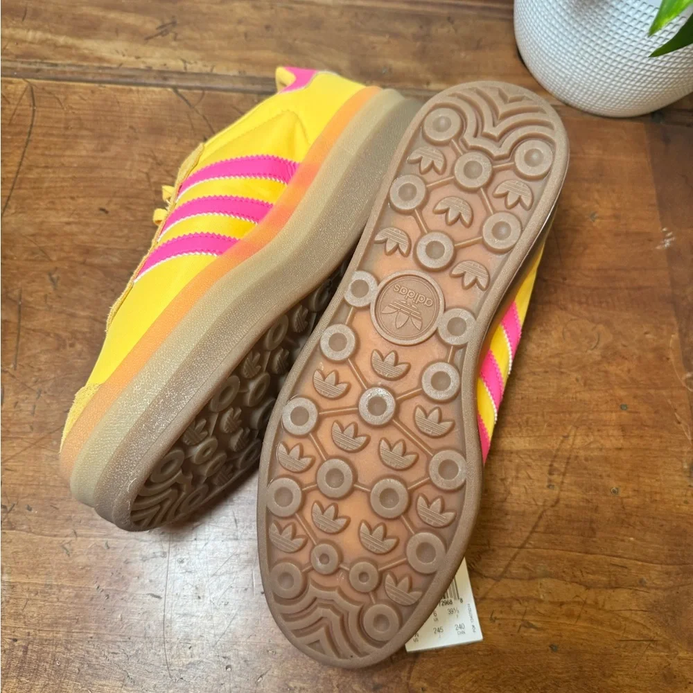 NWT Adidas Originals  Gazelle Bold in Spark & Lucid Pink Sneakers, Size 7.5 - Picture 6 of 10